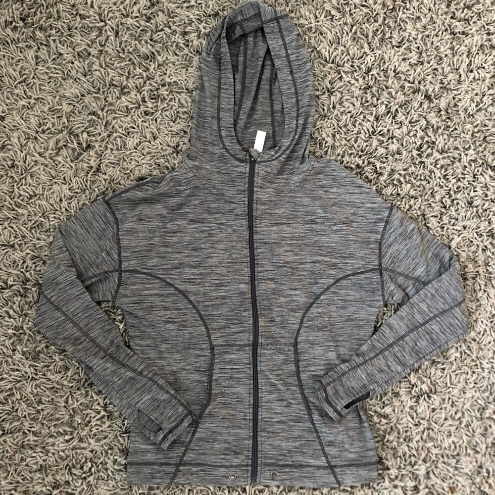 Grey dri-fit sports hoodie fits Size XS-S-M